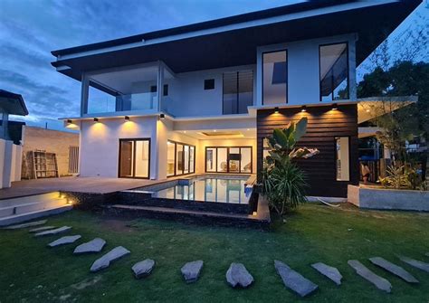 cebu city beachfront homes.